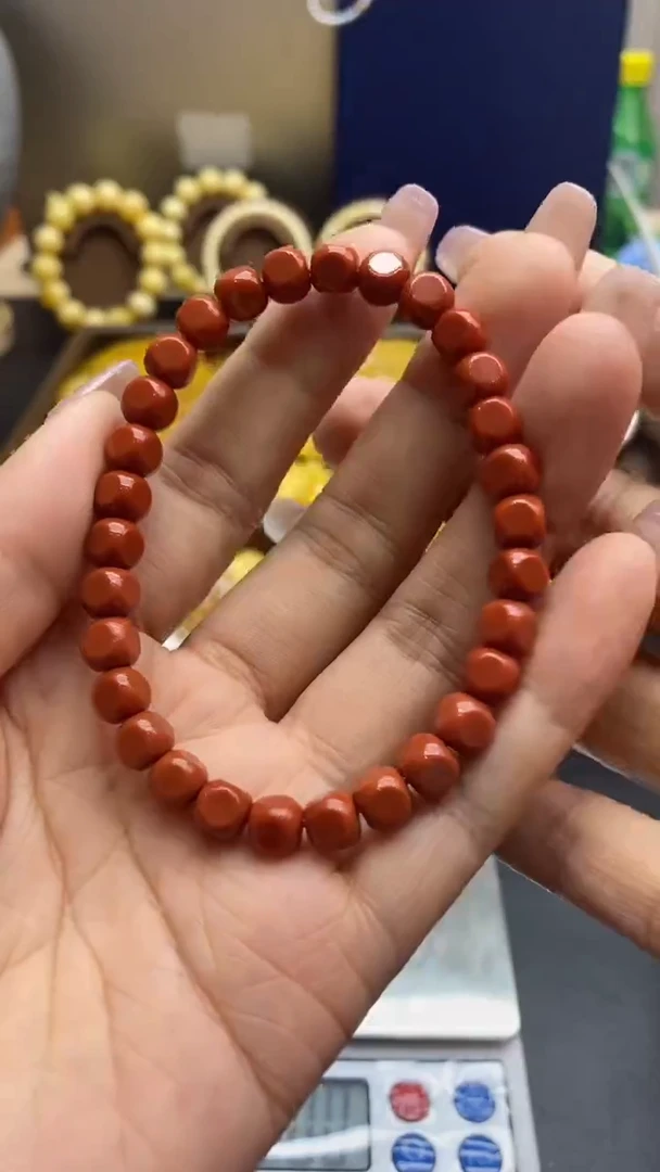 未镶嵌南红玛瑙珠宝奇石1020