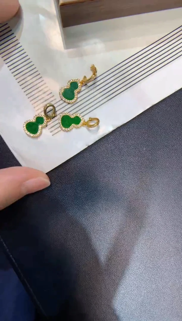 颈饰银S925镶嵌翡翠葫芦 多样性发一件