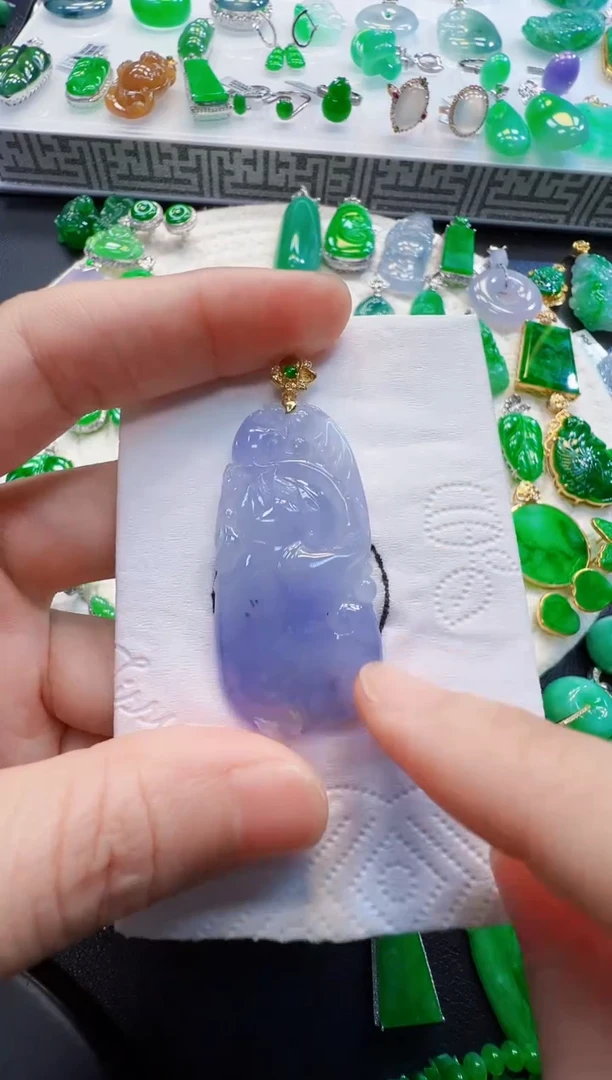 翡翠18K金镶嵌吊坠(不含链)2980