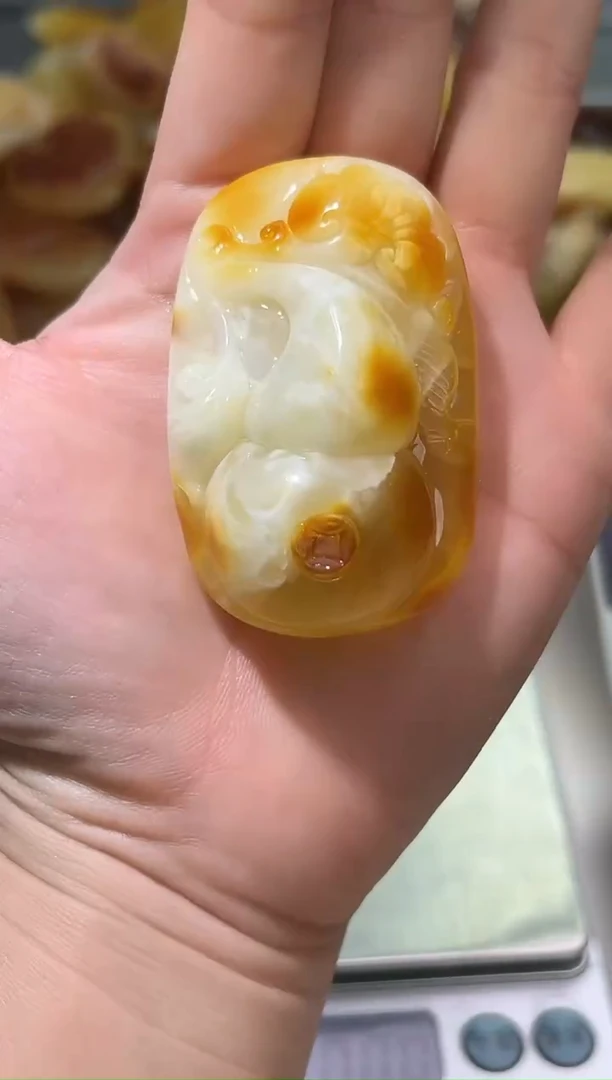 裸石琥珀未镶嵌琥珀蜜蜡吊坠