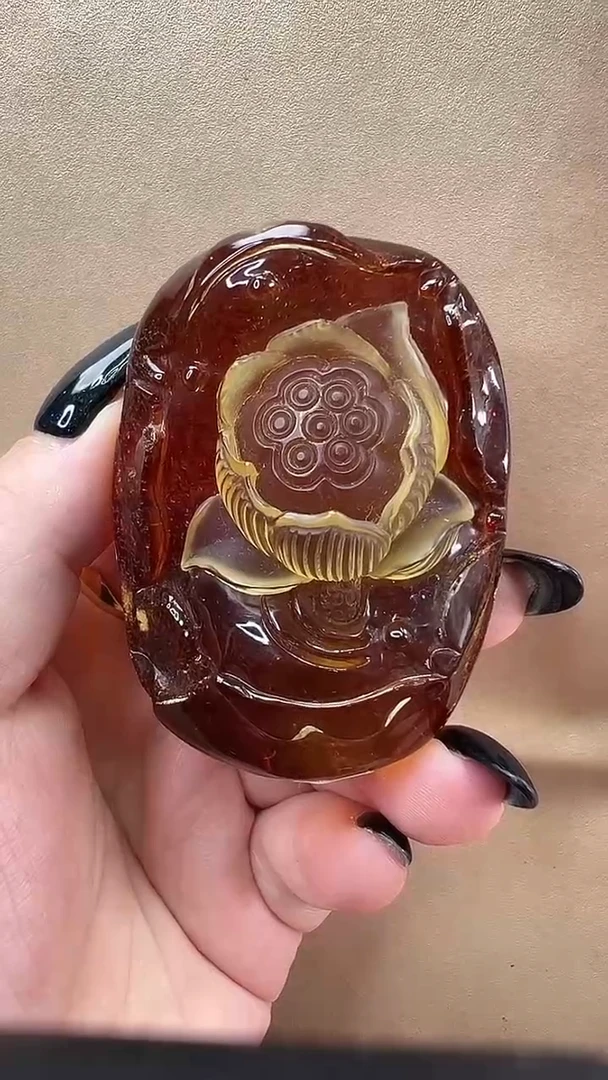 琥珀颈饰未镶嵌吊坠
