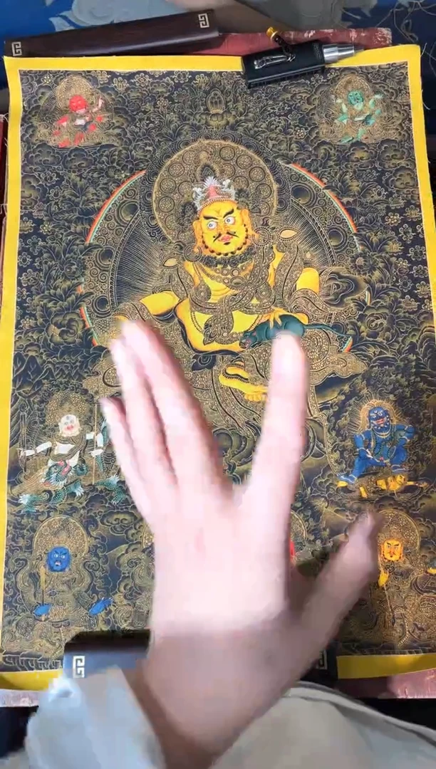 卷轴画龙妹的唐卡tk16