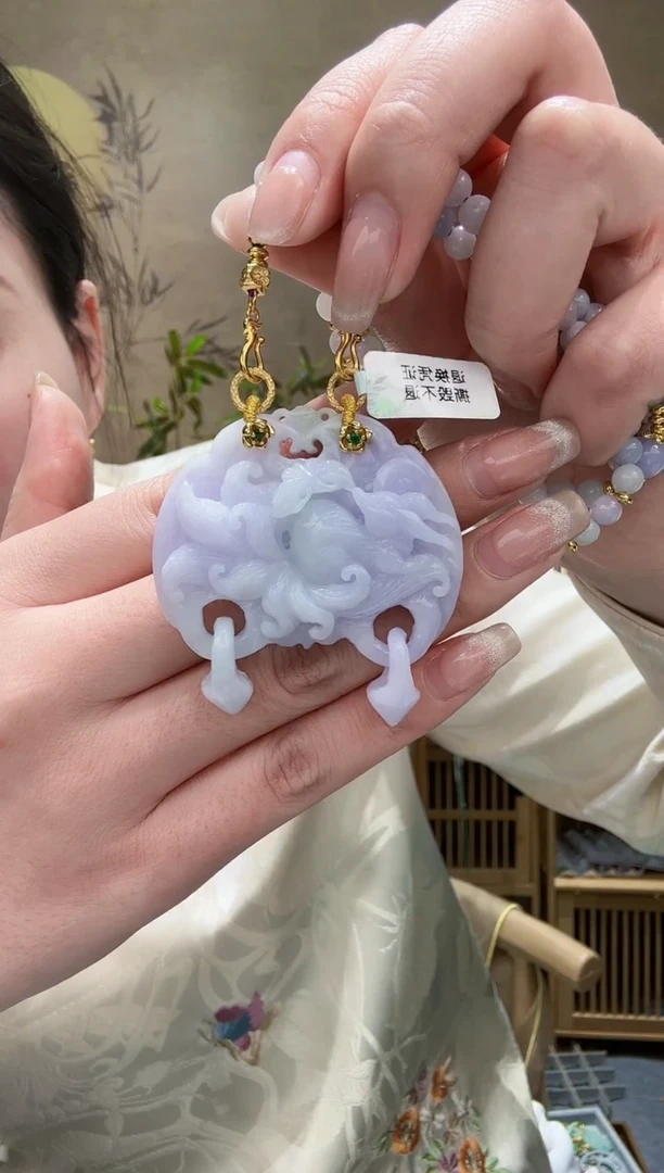 【闪购商品】翡翠颈饰未镶嵌吊坠