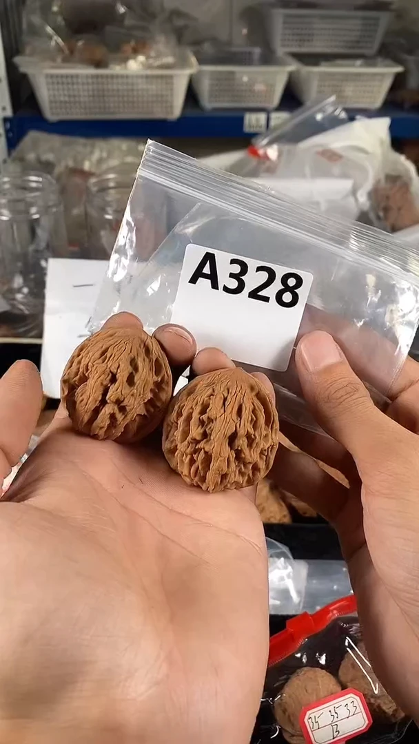 吊坠文玩核桃40麦穗虎头