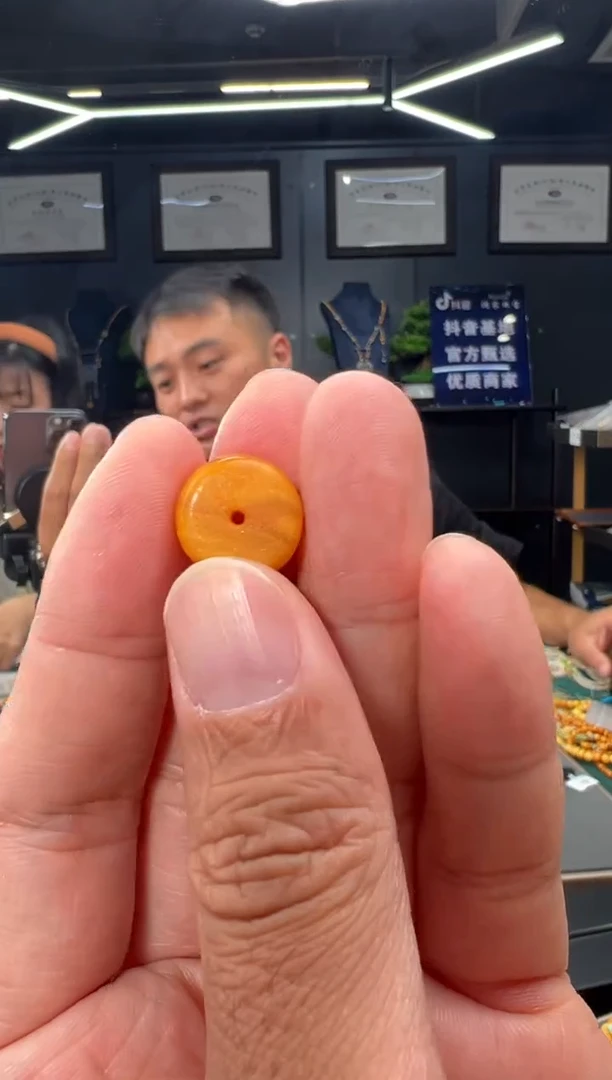 裸石琥珀未镶嵌蜜蜡妖花马蹄珠-s65