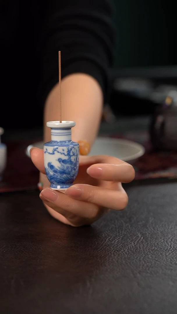 聚澜堂喜上眉梢香插