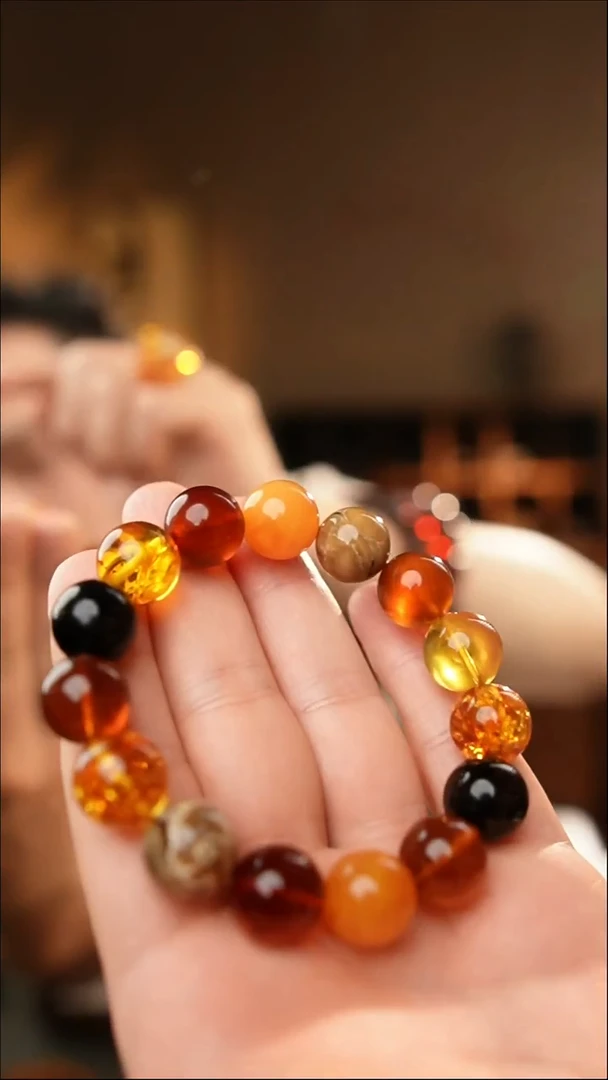 琥珀颈饰未镶嵌13+多宝手串