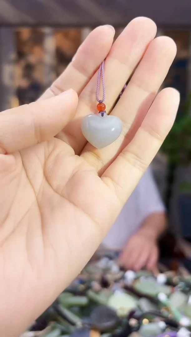 和田玉未镶嵌挂件拍一发一多样性发货