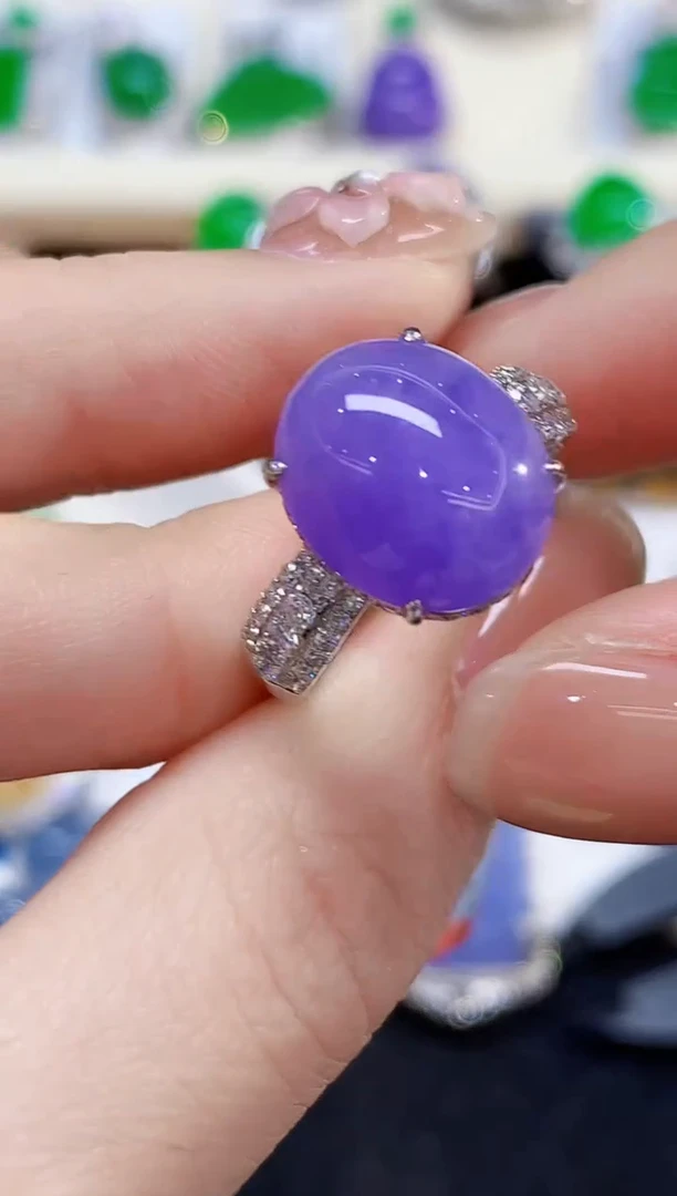 18K金镶嵌戒指翡翠SY