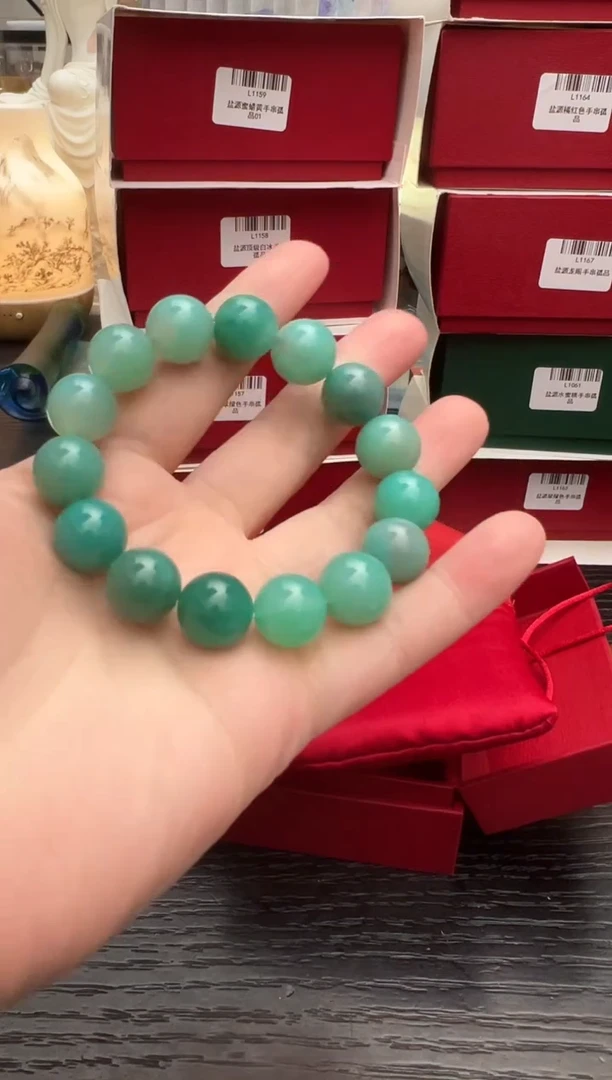 盐源青色手串孤品