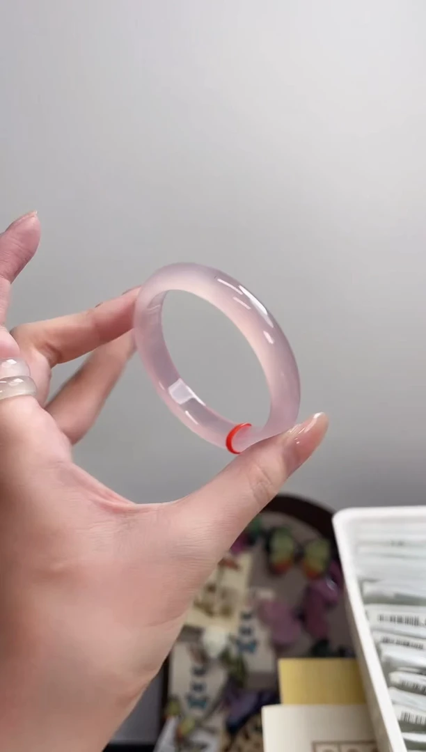 玛瑙/玉髓手镯未镶嵌57-58圈 需要包容