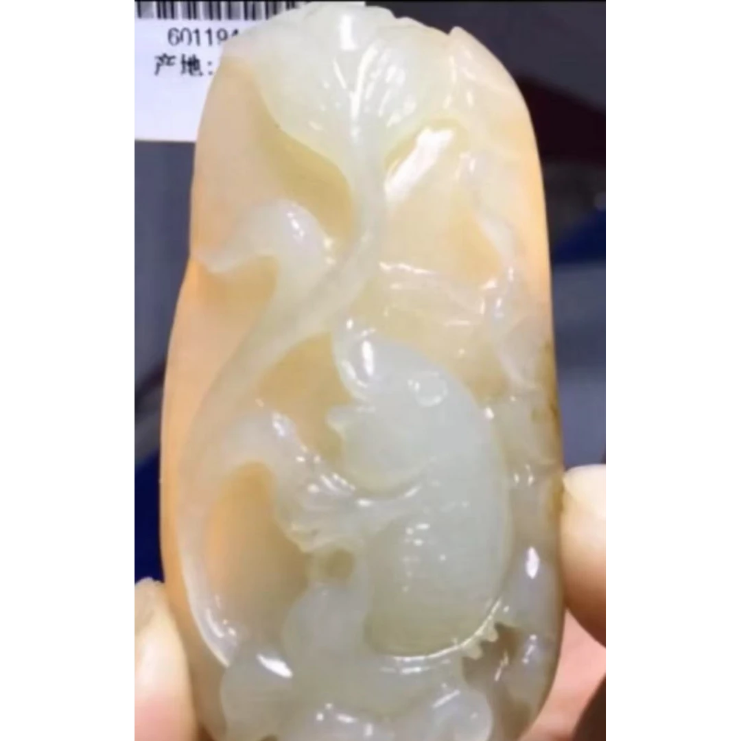 和田玉精品手把件