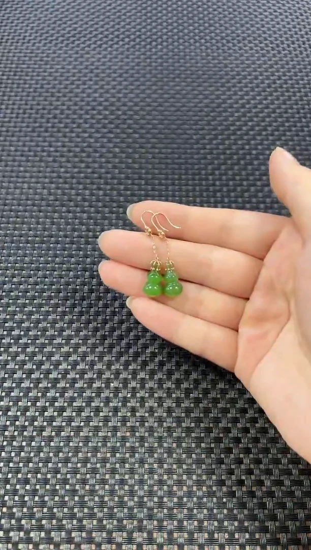 18K金镶嵌和田玉耳饰（多样性发一件）