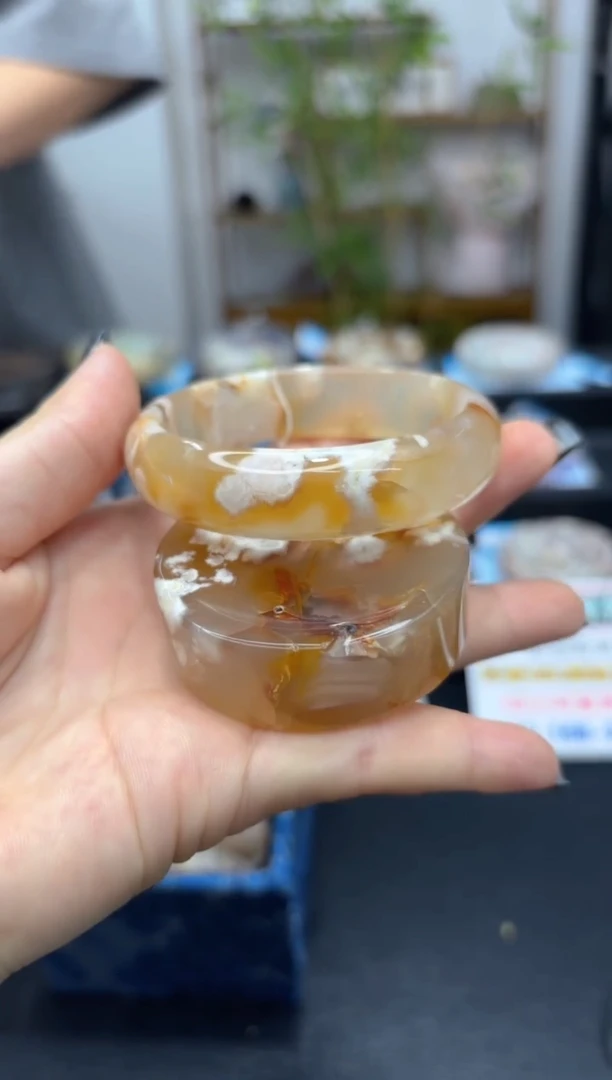 石英质玉手镯未镶嵌C612(55圈赠送镯心)