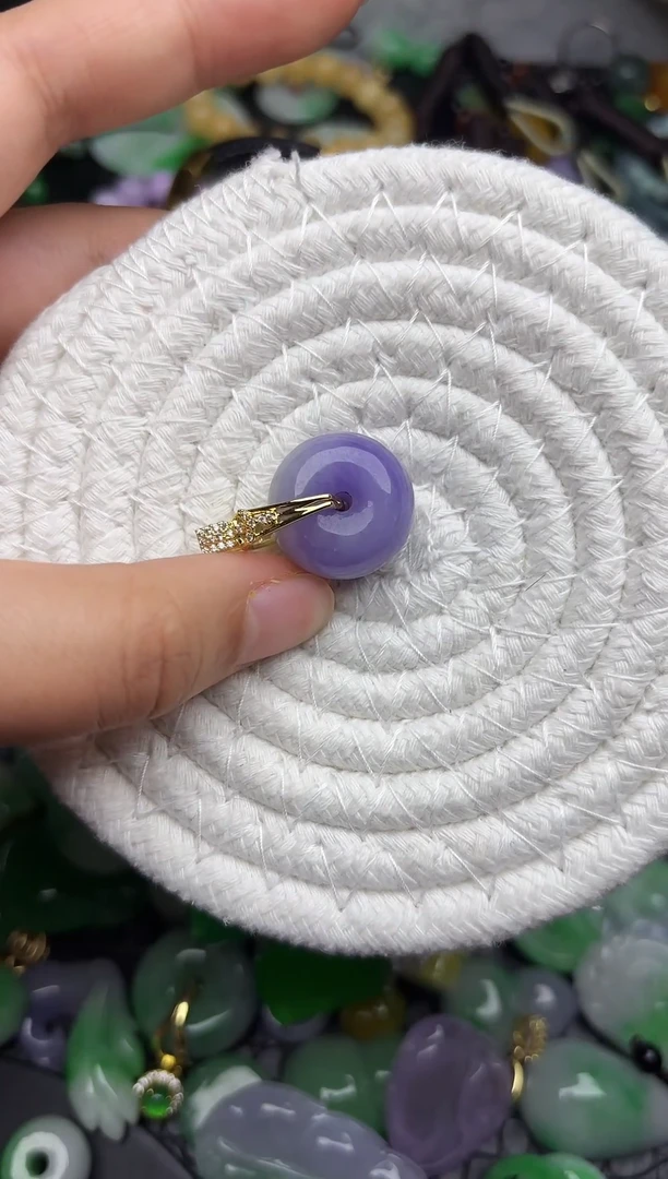 颈饰未镶嵌翡翠缅甸翡翠吊坠