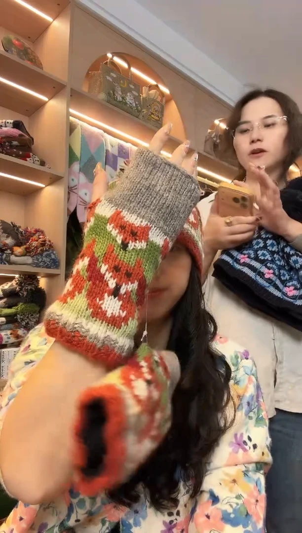 细羊毛像素狐狸半包手套