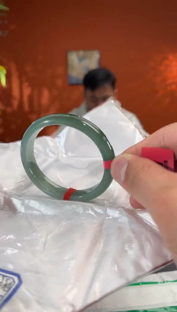 未镶嵌手镯翡翠9