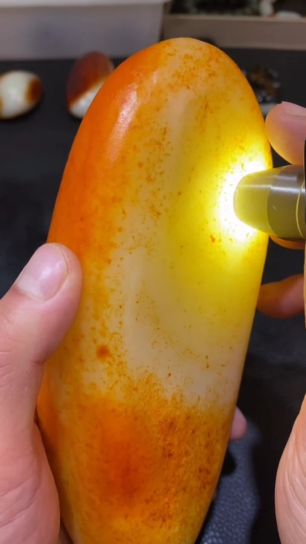 未镶嵌和田玉把件泽****.和田玉