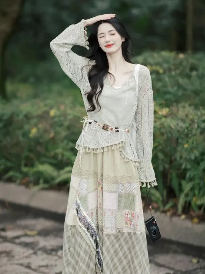 开春穿搭一整套大码胖mm镂空上衣半身裙波西米亚海边度假套装群女