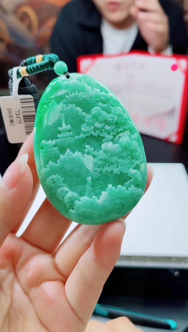 颈饰未镶嵌翡翠翡翠多样性发其一