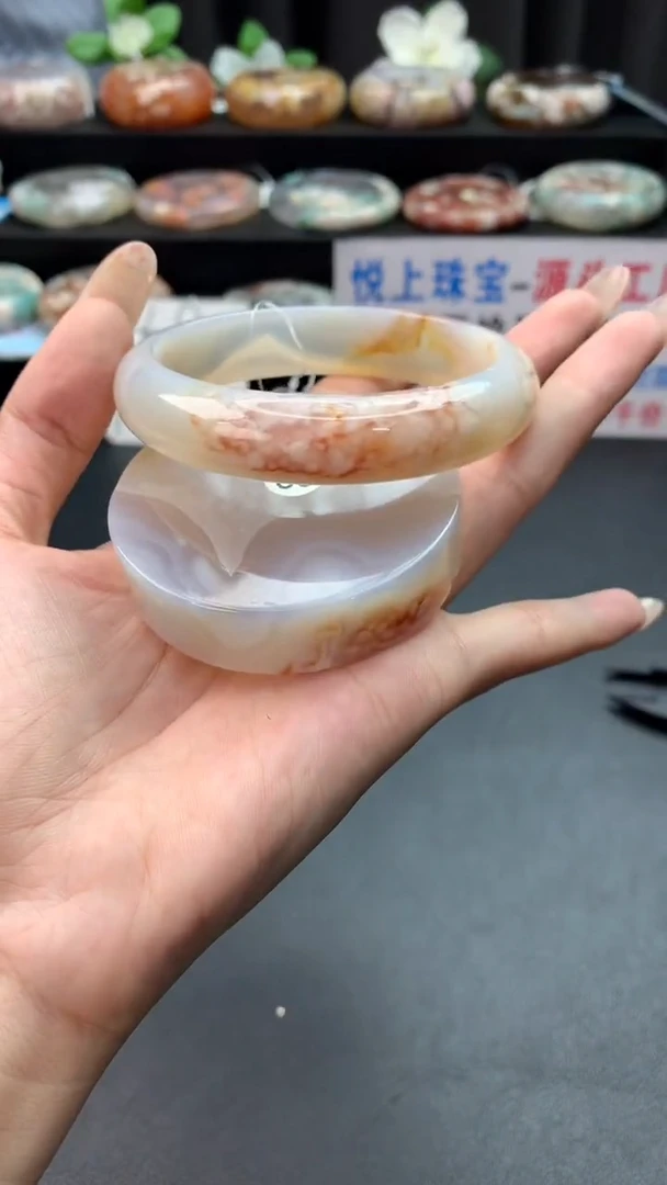 未镶嵌手镯石英质玉（59圈口）赠送镯心