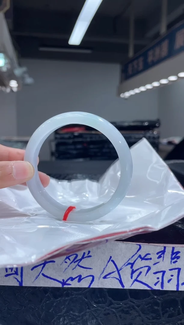 未镶嵌手镯翡翠21