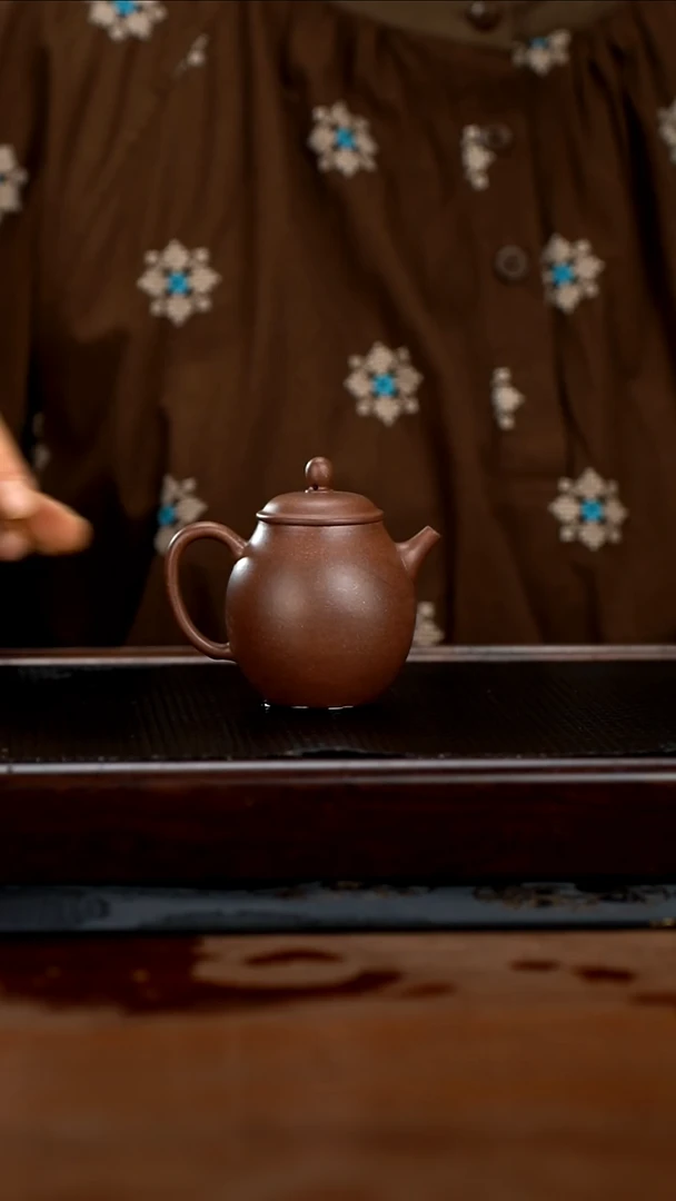 茶壶紫砂130cc黄龙山原矿百年老紫泥橄榄20