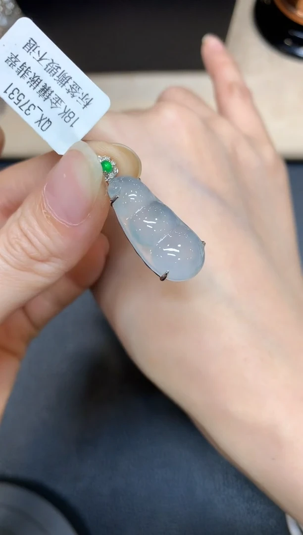 【闪购商品】翡翠颈饰18K金镶嵌【无鉴赏期多样性发其一