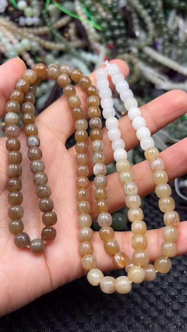 和田玉未镶嵌颈饰1