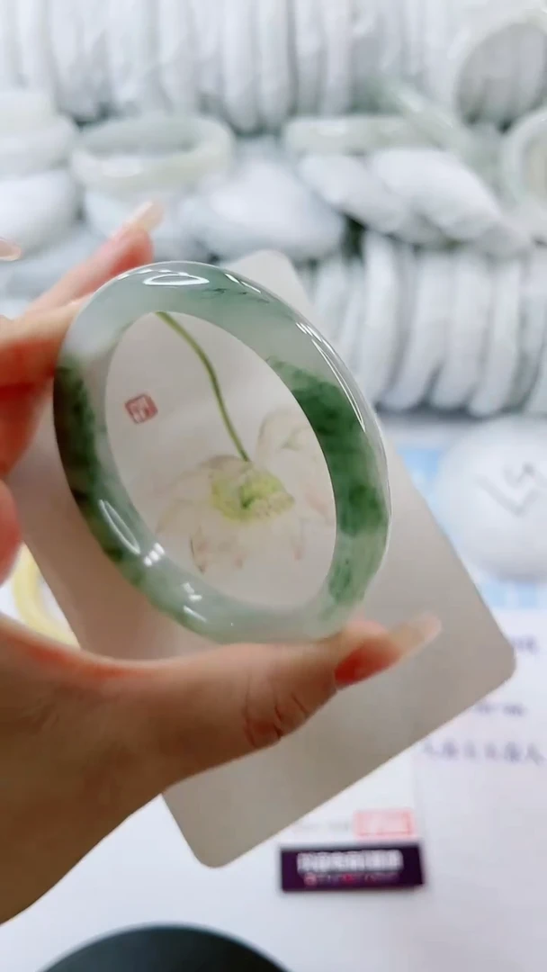 【闪购商品】石英质玉手镯未镶嵌0783531830-多样性发货