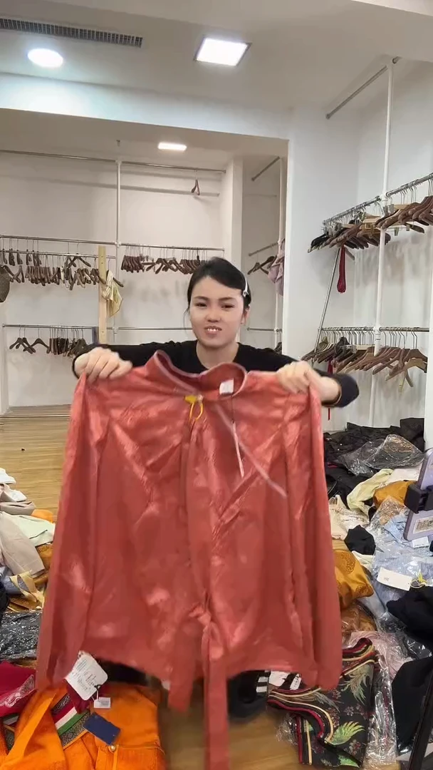 3X145斤以里      衬衣