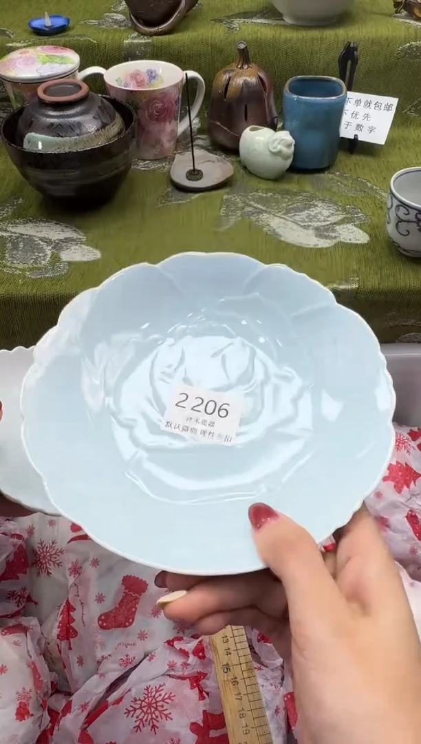 瓷片呵**哈瓷片  2 206