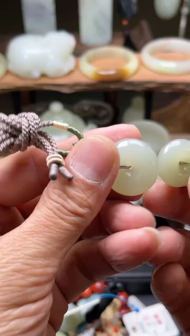 【闪购商品】和田玉吊坠未镶嵌且末青白 小平安扣 多样性发一