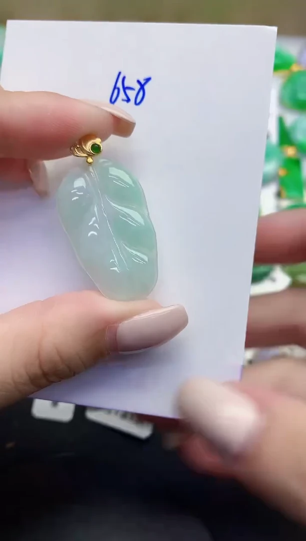 颈饰未镶嵌翡翠缅甸天然翡翠A货