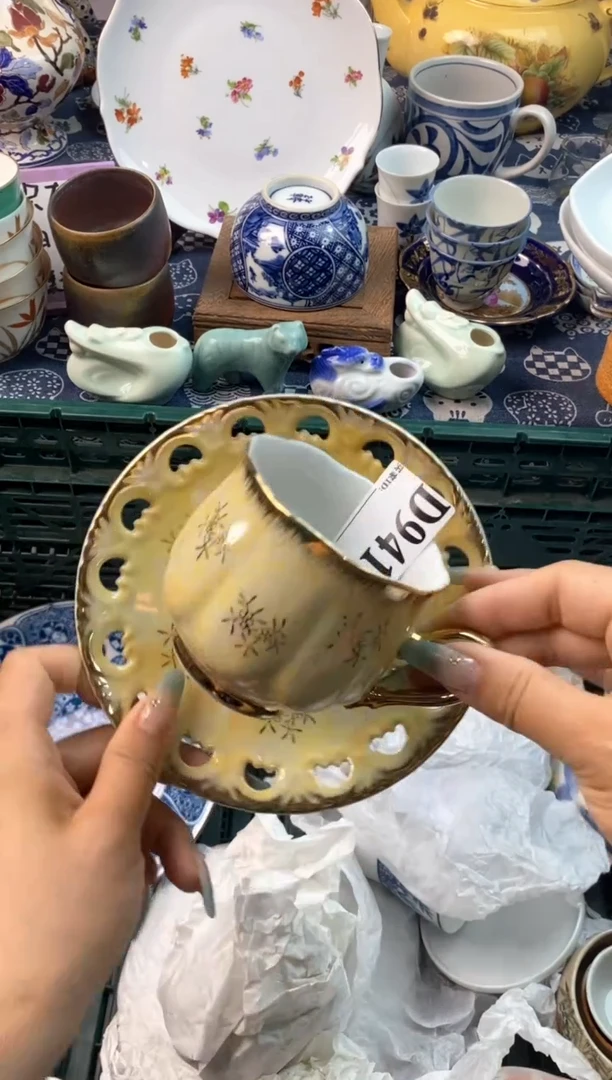 瓷片[○･｀Д´･ ○][○･｀Д´･ ○]