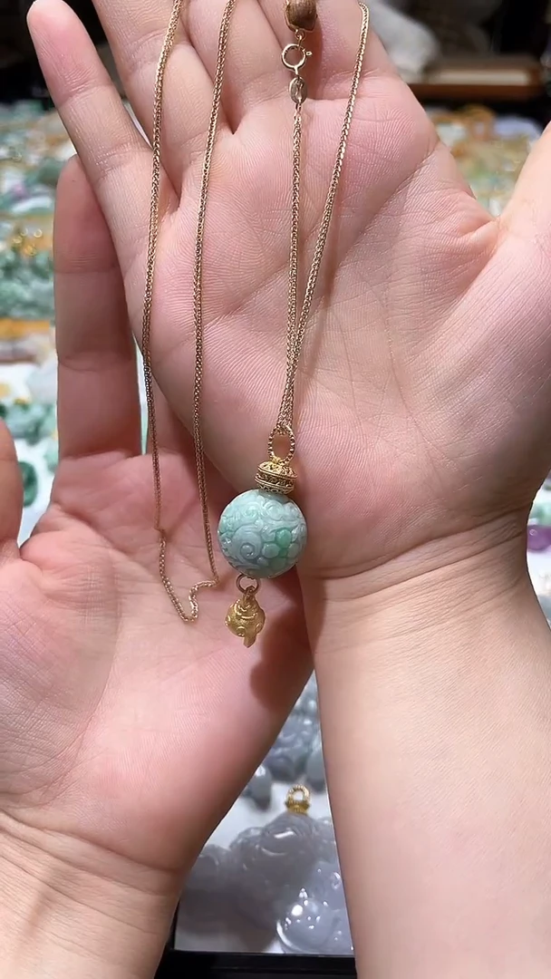 【闪购商品】翡翠颈饰未镶嵌吊坠