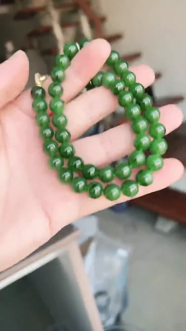 颈饰未镶嵌和田玉（碧玉）10