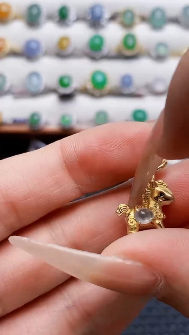 银S925镶嵌戒指翡翠3200