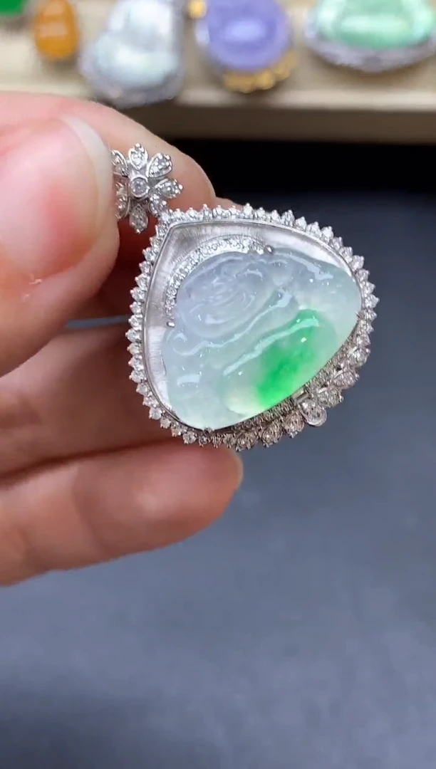 翡翠18K金镶嵌颈饰586-中国好珍宝