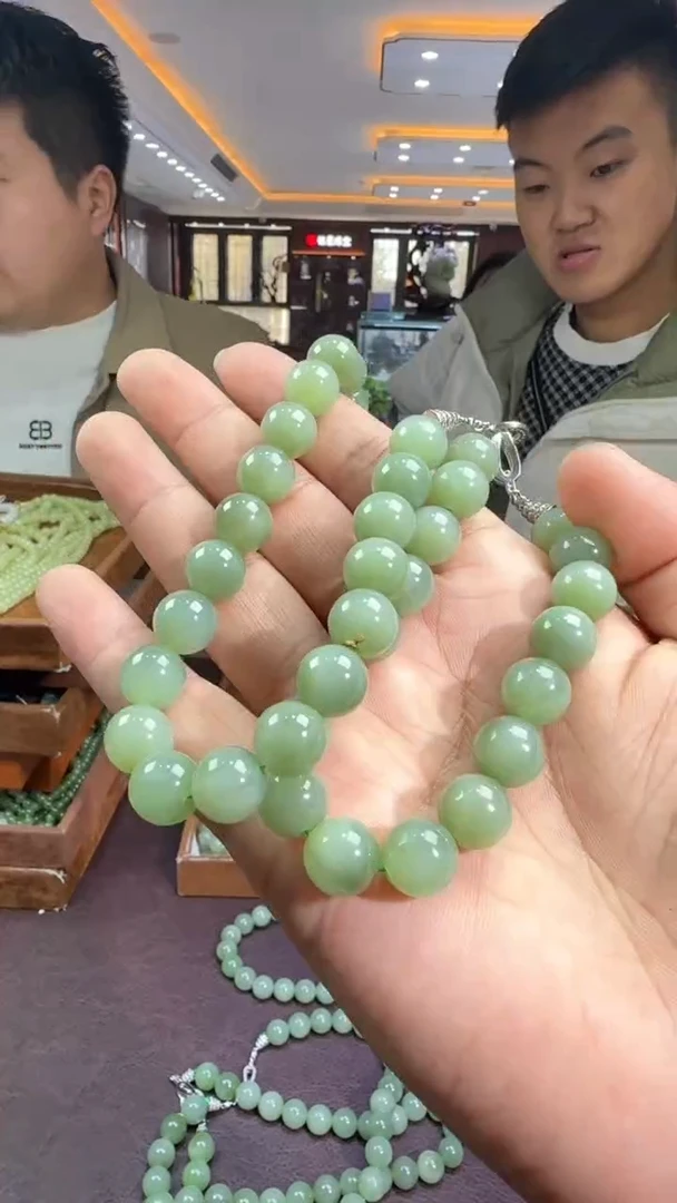 未镶嵌和田玉挂件【陆1121】49 7025 多样性发其一