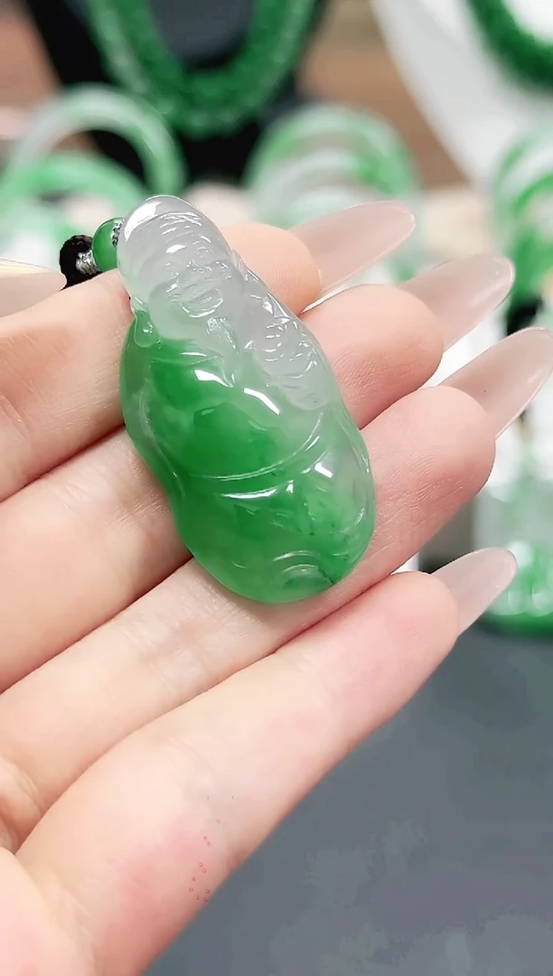 未镶嵌1石英质玉（非洲翠）用****6/5336