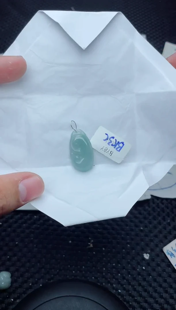 未镶嵌手镯翡翠306