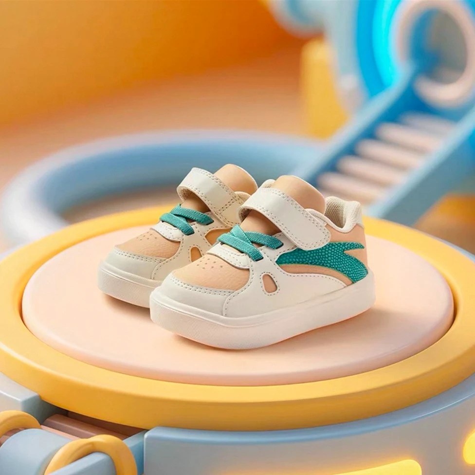 安踏儿童男女婴童板鞋2025新款上新透气舒适防滑耐磨宝宝学步板鞋