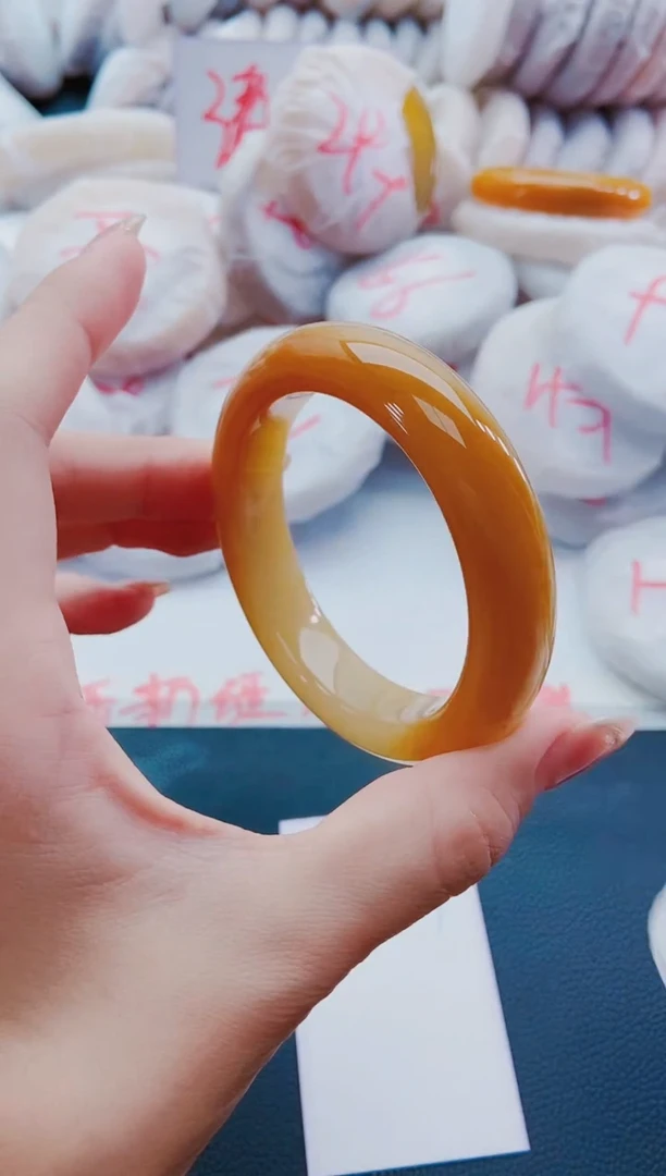 未镶嵌手镯石英质玉M17-56-57