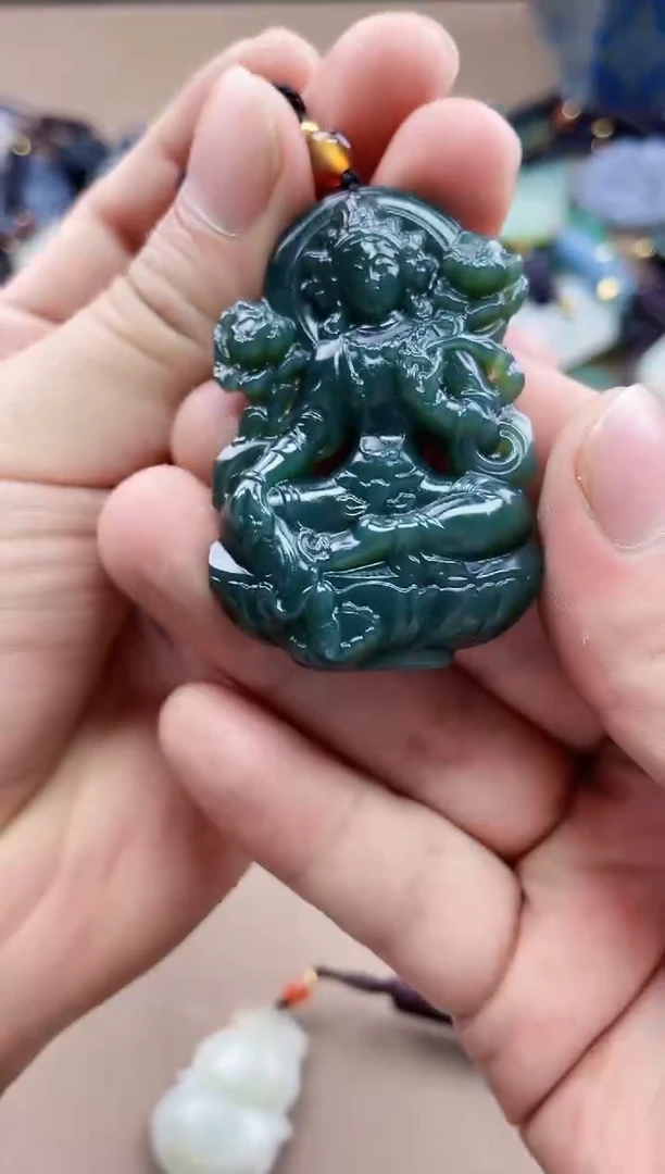 和田玉未镶嵌挂件拍一发一，多样性发货！