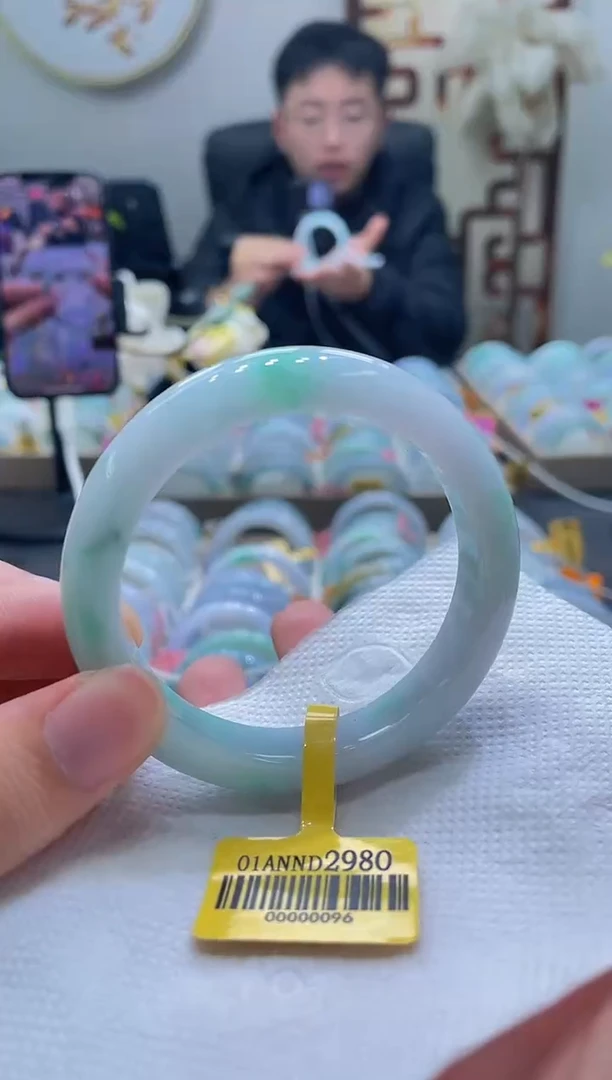 未镶嵌手镯翡翠135-55