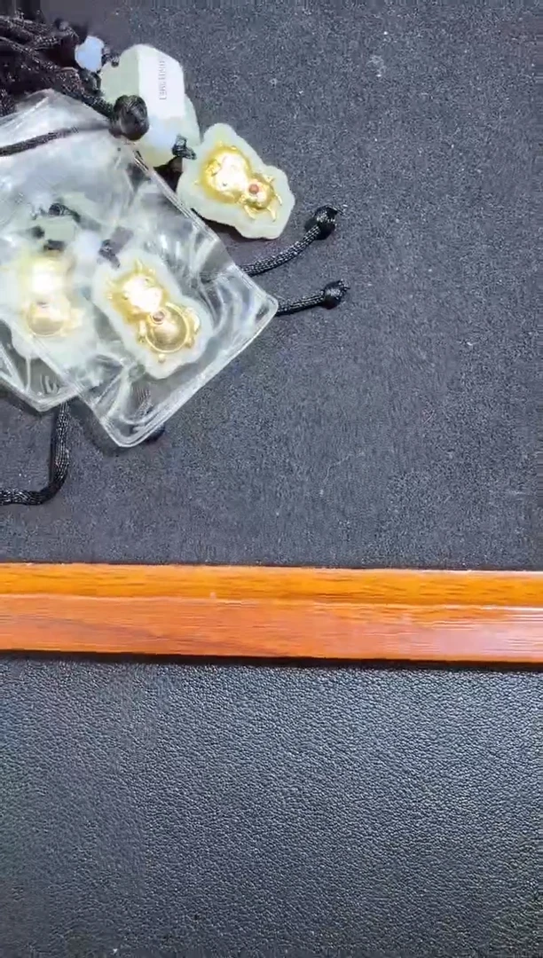 【闪购商品】和田玉吊坠合金和田玉吊坠-多样性只发一件