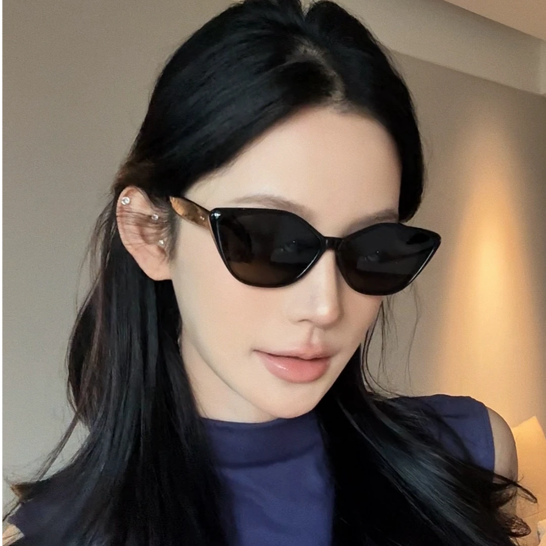 高级感全镜面猫眼墨镜女款2025新款显瘦防紫外线遮阳防晒太阳眼镜