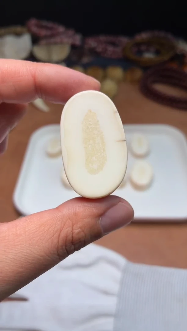 其他猛犸象牙x*鱼QB-203 饼子吊坠