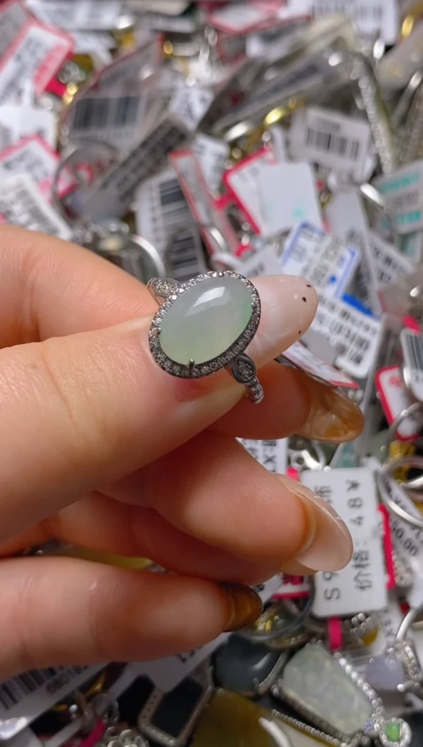 银S925镶嵌戒指翡翠百内无证书